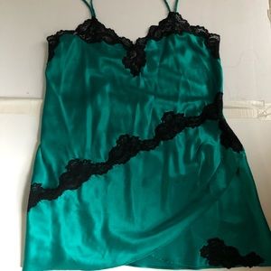 Victoria’s Secret gold label negligee - L